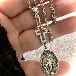 MIRACULOUS MEDAL CROSS NECKLACE
